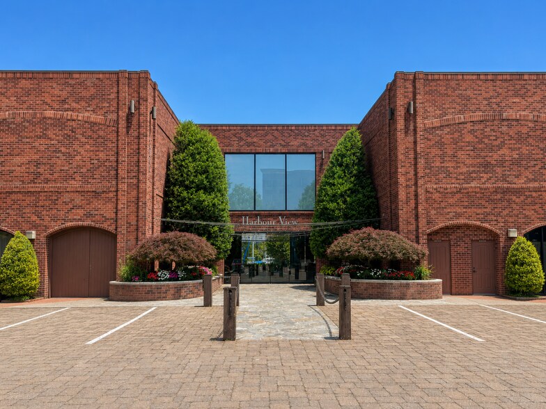 Primary Photo Of 13200 Marina Way, Woodbridge Office For Lease