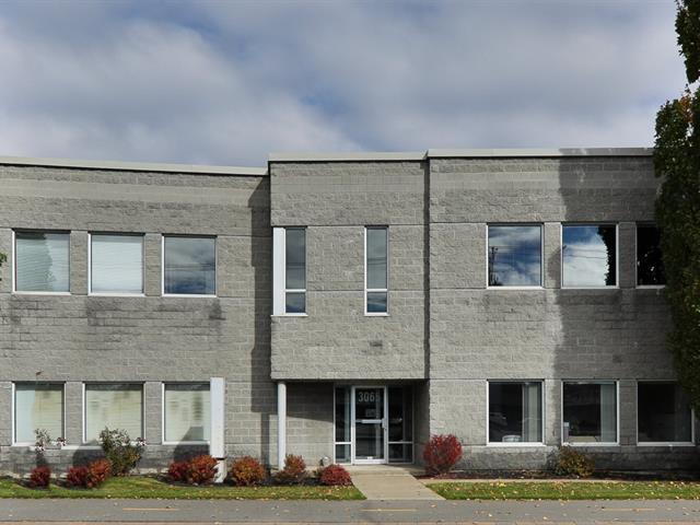 More Photos Of 3065 Ch De Chambly, Longueuil Office For Sale