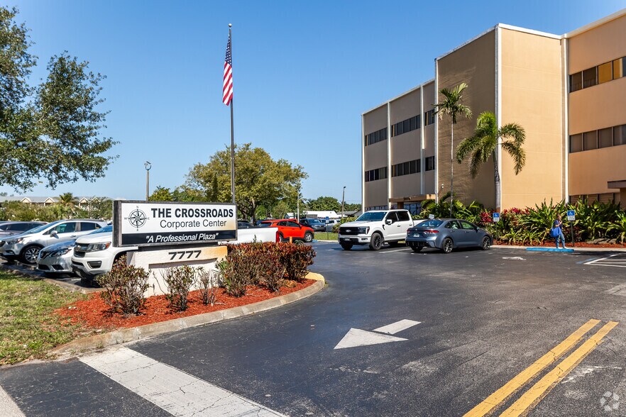 More Photos Of 7777 N Davie Rd Ext, Davie Office For Lease