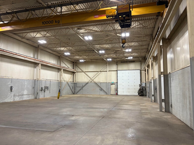 More Photos Of 1945 Blackacre Dr, Tecumseh Industrial For Lease