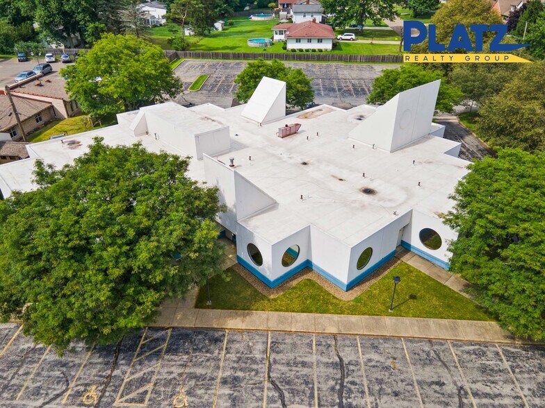 More Photos Of 810 Boardman Canfield Rd, Youngstown Medical For Lease