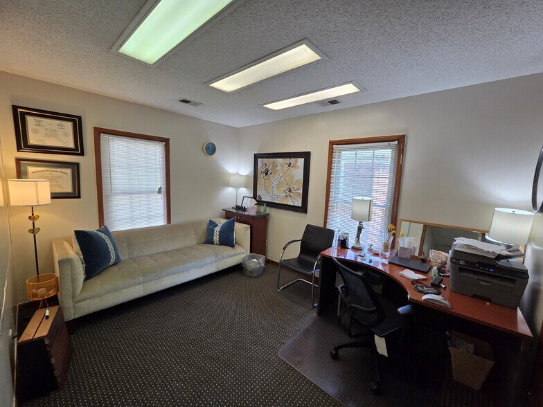 More Photos Of 5513 Monroe Rd, Charlotte Office Residential For Sale