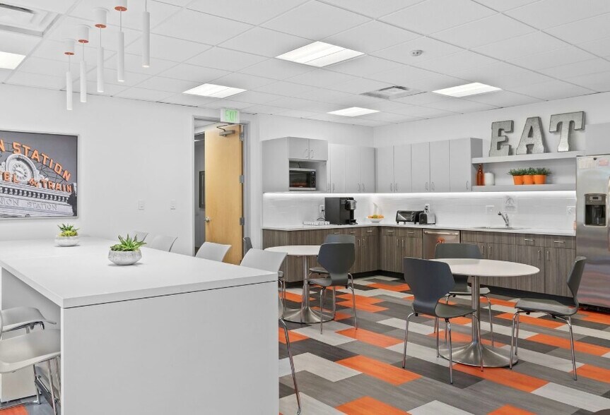 More Photos Of 7100 W 44th Ave, Wheat Ridge Office For Sale