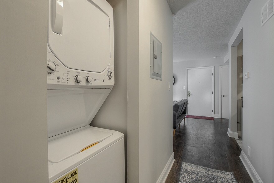 More Photos Of 7504 Wyoming St, Kansas City Apartments For Sale