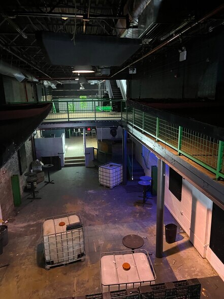 More Photos Of 134 Metropolitan Ave, Brooklyn Warehouse For Lease