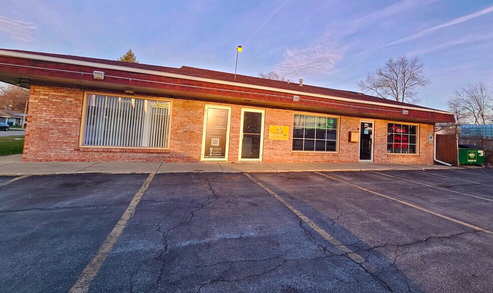 Primary Photo Of 853 N Highland Ave, Aurora Office For Sale