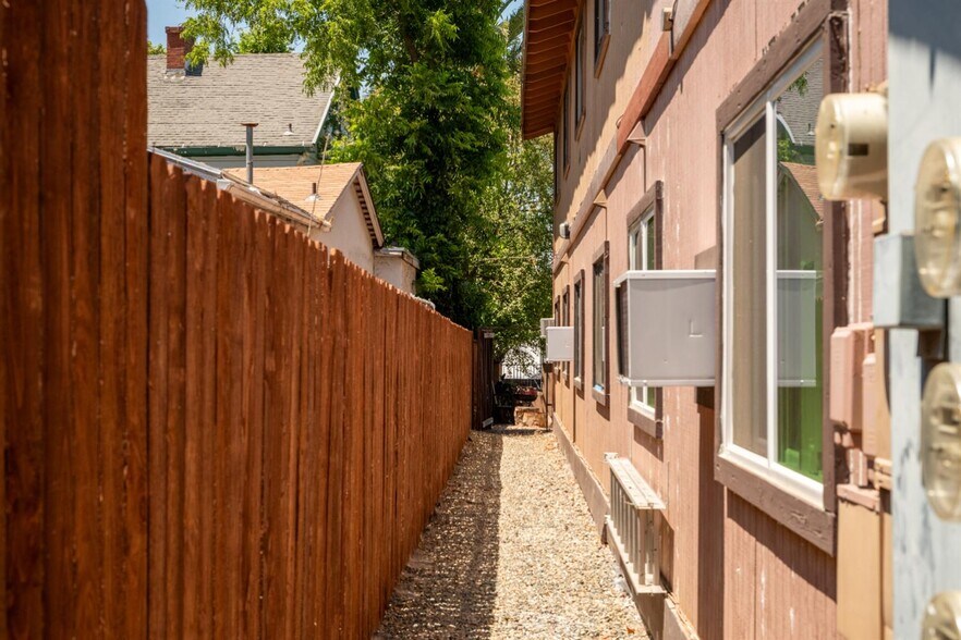 More Photos Of 2944 Del Paso Blvd, Sacramento Apartments For Sale