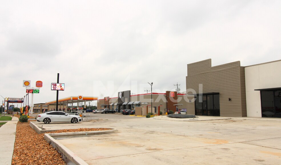 More Photos Of 9179 FM 78, Converse Storefront For Lease