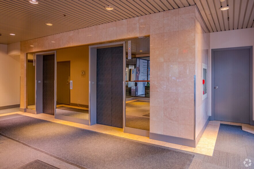 More Photos Of 5172 Kingsway, Burnaby Office For Lease