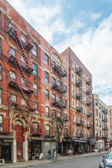 More Photos Of 247 Broome St, New York Apartments For Sale
