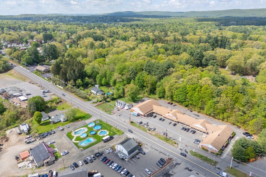 More Photos Of 69 Southwick Rd, Westfield Office For Lease