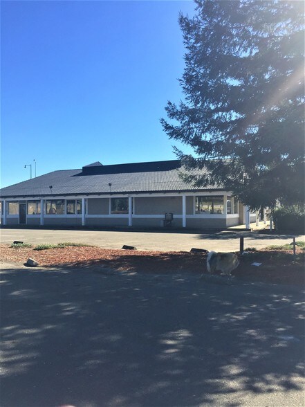 More Photos Of 5101 Montero Way, Petaluma Storefront For Lease