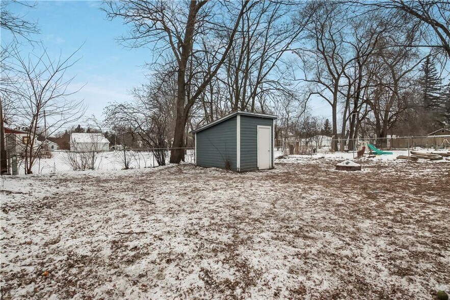 More Photos Of 2730 3rd St, Eau Claire Apartments For Sale