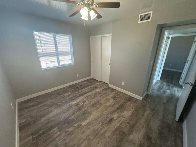 More Photos Of 2110 W Mariposa St, Phoenix Apartments For Sale