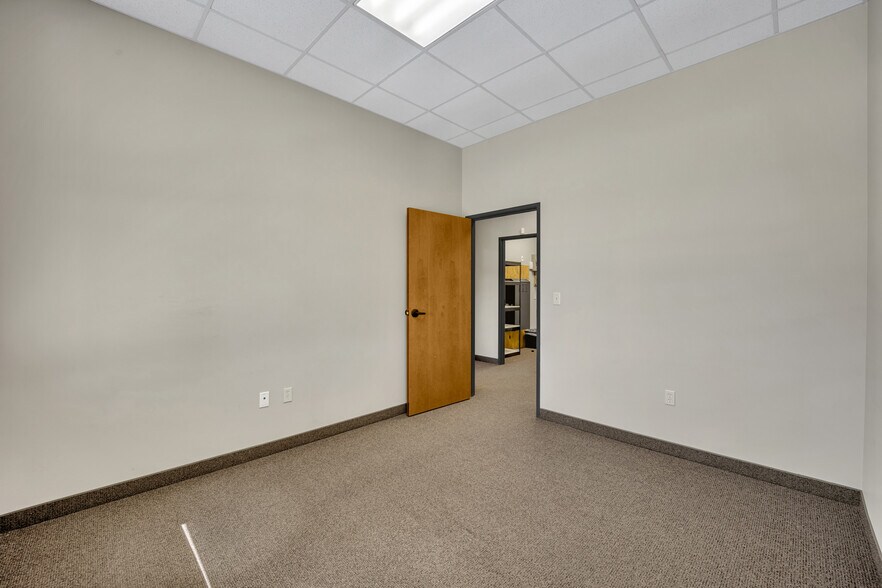 More Photos Of 1804 Owen Ct, Mansfield Light Distribution For Sale