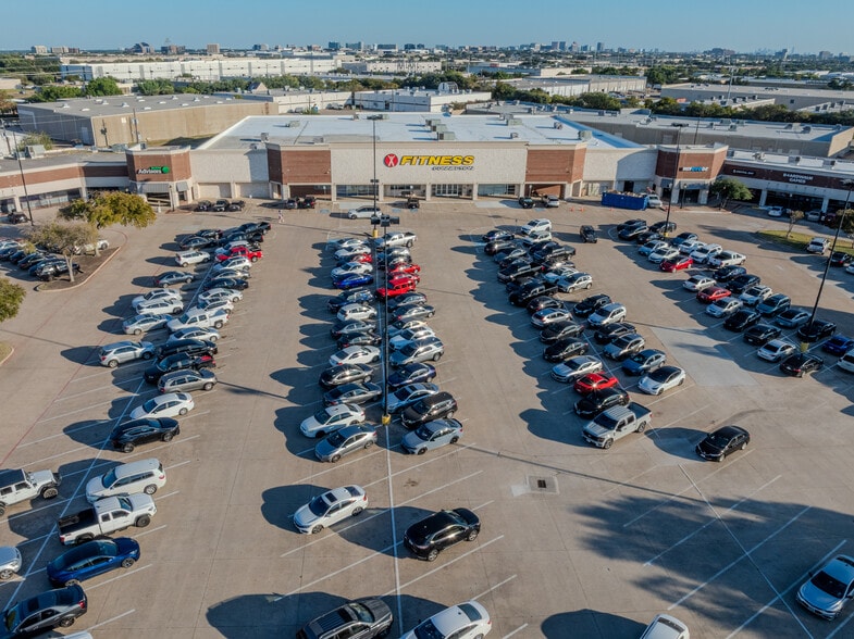 More Photos Of 2810 E Trinity Mills Rd, Carrollton Unknown For Lease