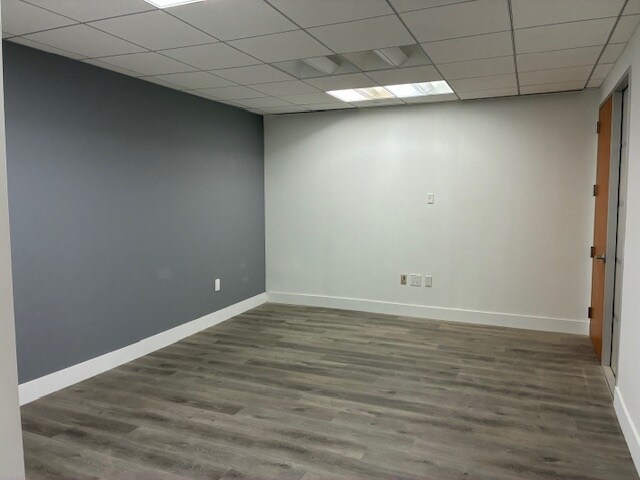 More Photos Of 1000 Brickell Ave, Miami Office For Lease