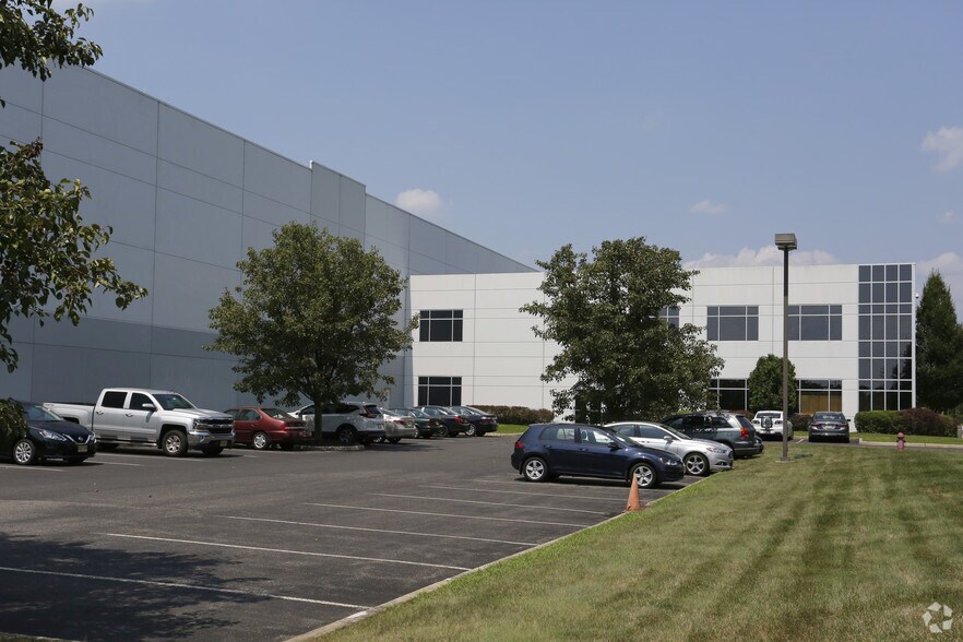 More Photos Of 258 Prospect Plains Rd, Cranbury Distribution For Lease
