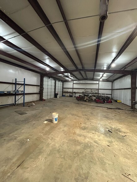 More Photos Of 3687 County 42-3 Rd, Kaiser Industrial For Lease