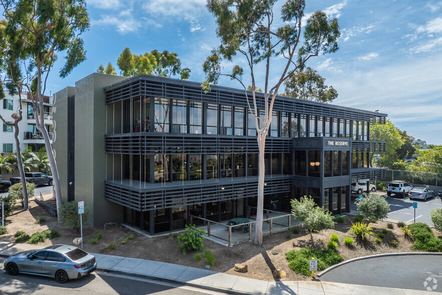 More Photos Of 2333 State St, Carlsbad Medical For Sale