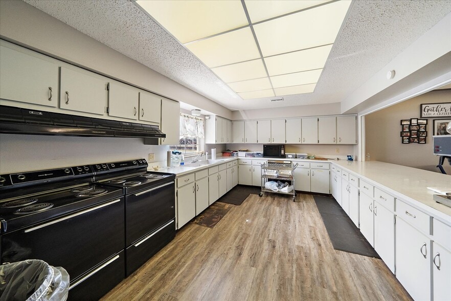 More Photos Of 3601 W Old 441, Mount Dora Specialty For Sale