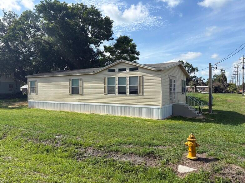 More Photos Of 725 N Chestnut Rd, Lakeland Manufactured Housing Mobile Home Park For Sale