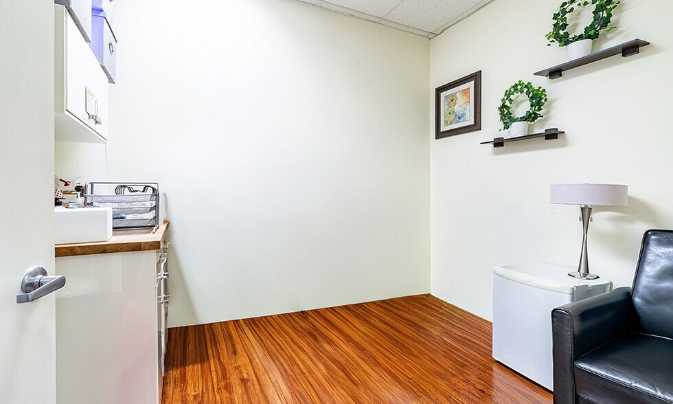 More Photos Of 8423 Mukilteo Speedway, Mukilteo Office For Lease