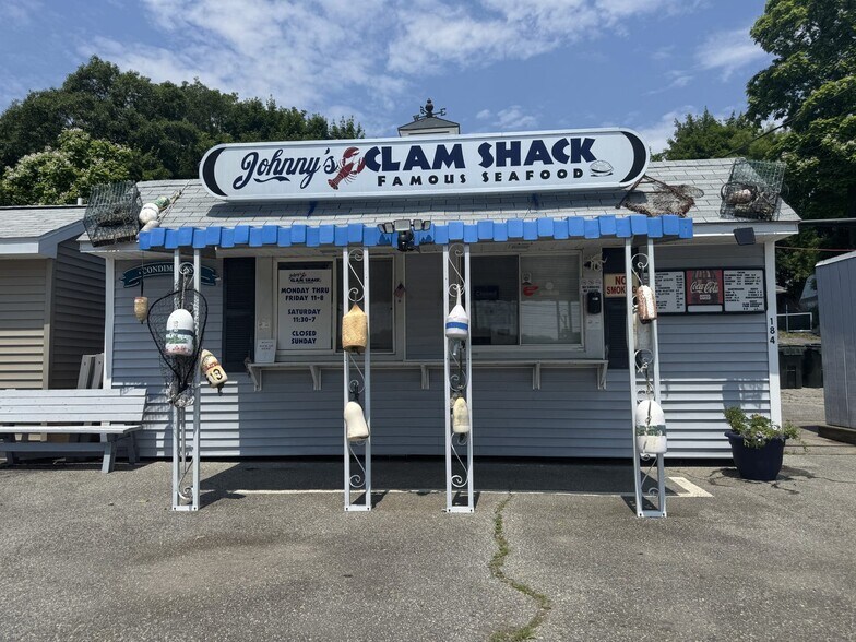 Primary Photo Of 184 N Main St, Norwich Restaurant For Sale