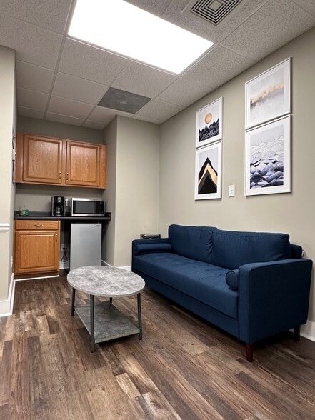 More Photos Of 2301 Stonehenge Dr, Raleigh Office For Lease