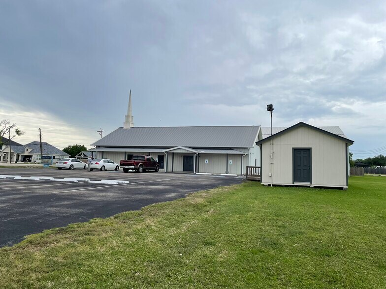 More Photos Of 11141 N Avenue L, La Porte Religious Facility For Sale