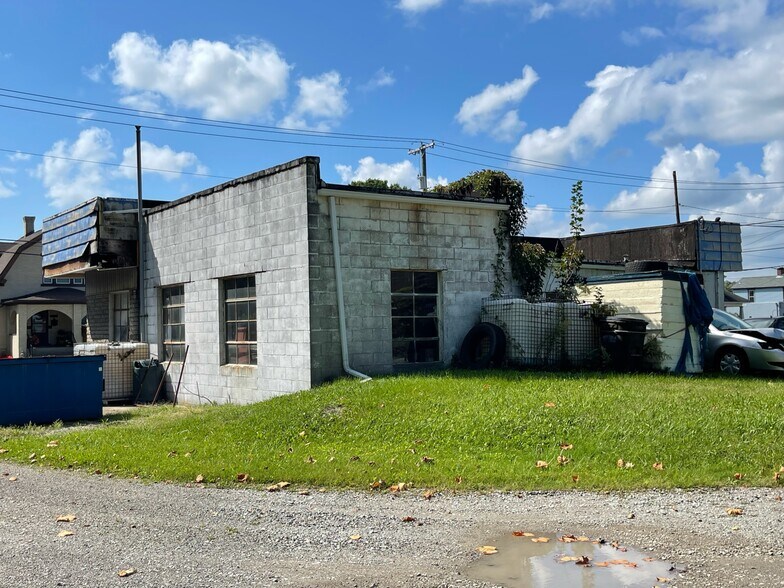 More Photos Of 2400 Ligonier St, Latrobe Auto Repair For Sale