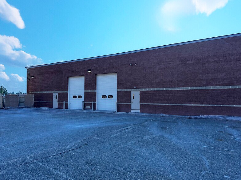 More Photos Of 34 Locke Rd, Concord Warehouse For Lease