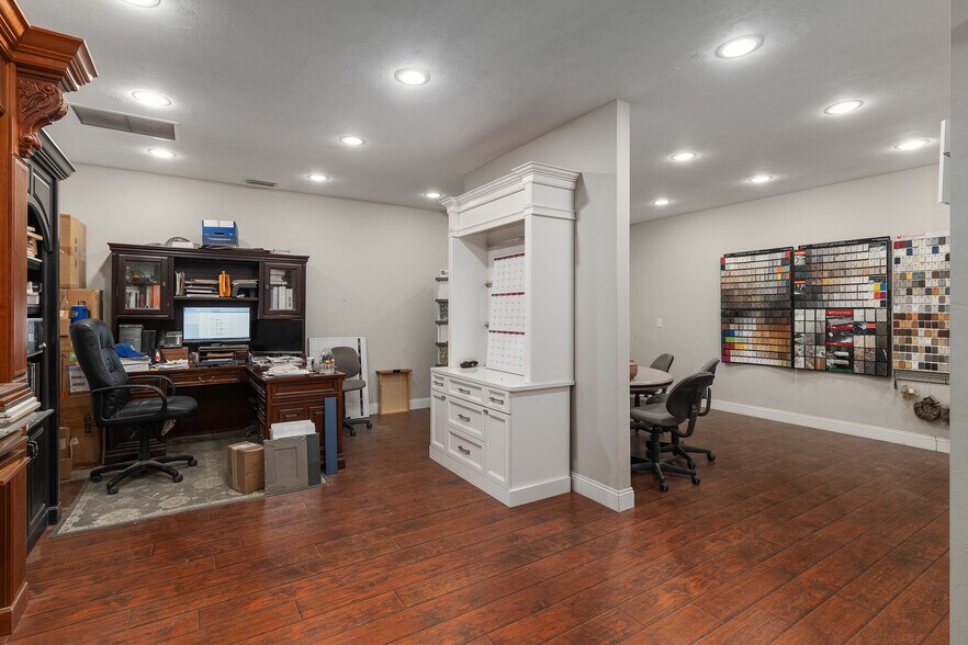 More Photos Of 26509 NW Us-27, High Springs Warehouse For Sale