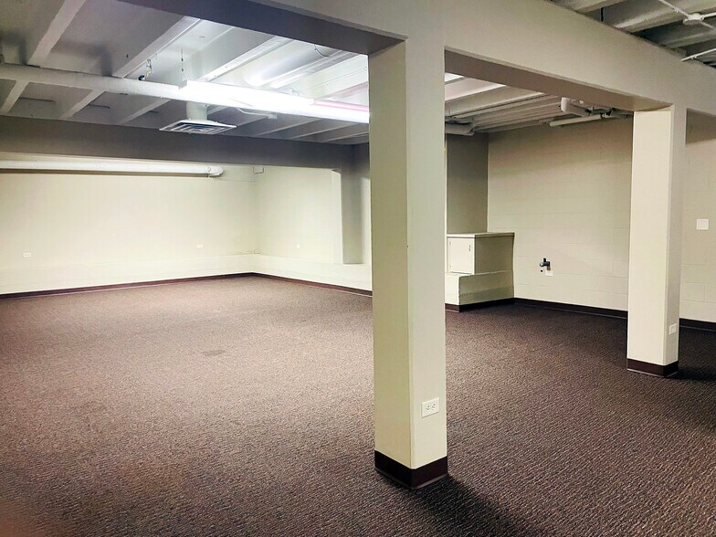 More Photos Of 125 W Exchange Pl, Kalamazoo Medical For Lease
