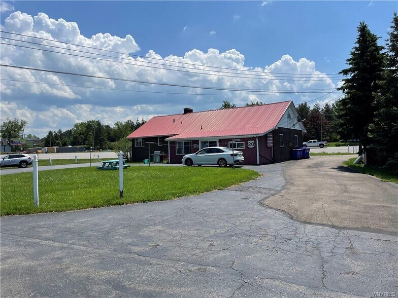 More Photos Of 1630 Southwestern blvd, West Seneca Hotel For Sale