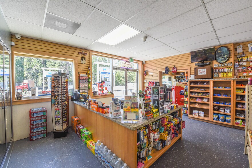 More Photos Of 24967 State Highway 108, Mi Wuk Village Service Station For Sale