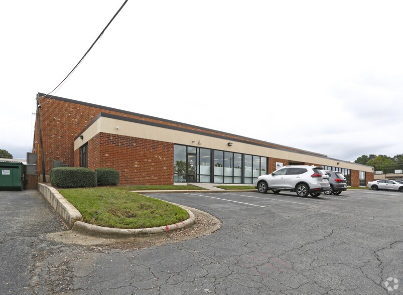 More Photos Of 3006 Industrial Dr, Raleigh Warehouse For Lease