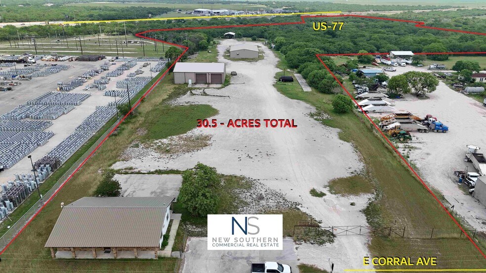 More Photos Of 2620 E Corral Ave, Kingsville Warehouse For Lease