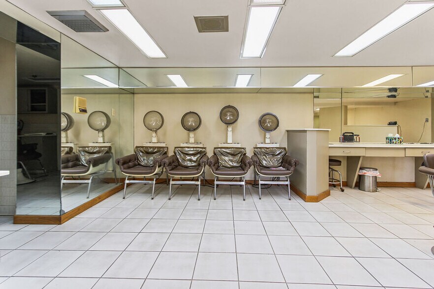 More Photos Of 4351 Old William Penn Hwy, Monroeville General Retail For Sale