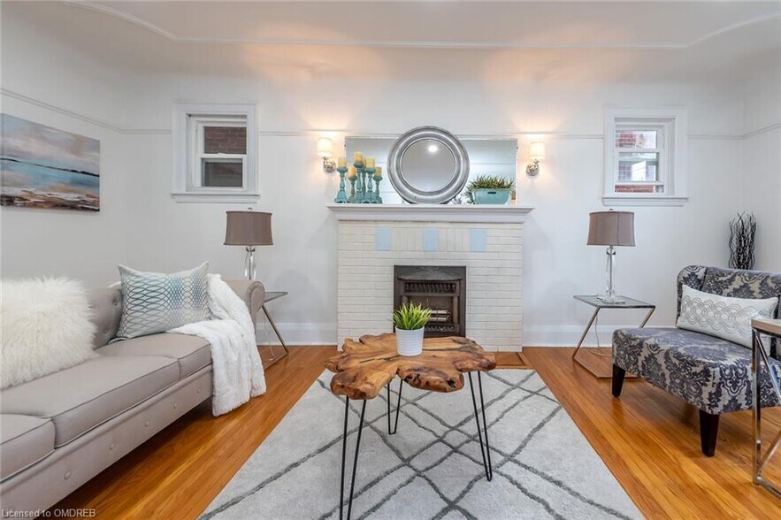 More Photos Of 104 Longwood Rd S, Hamilton Multifamily For Sale