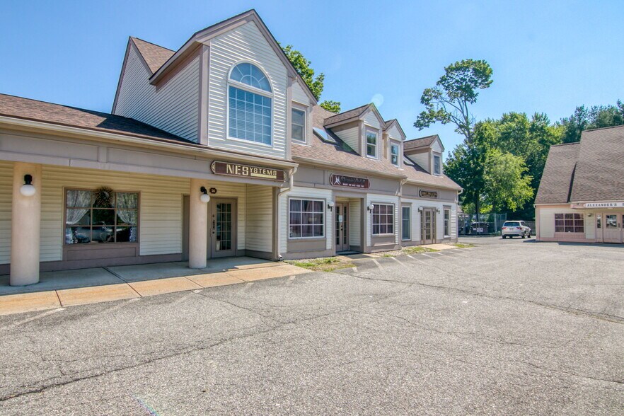 More Photos Of 200 Center St, Ludlow Medical For Sale