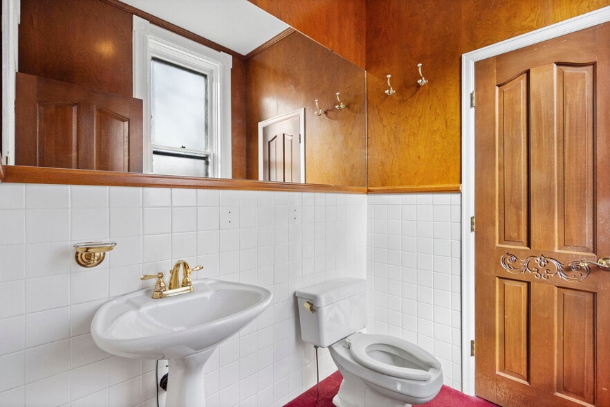 More Photos Of 2103 Evans Ave, Cheyenne Office For Lease