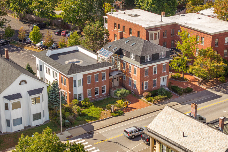 Primary Photo Of 95 N State St, Concord Office For Lease