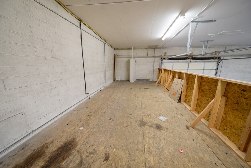 More Photos Of 2720 E Lakin Dr, Flagstaff Service For Lease