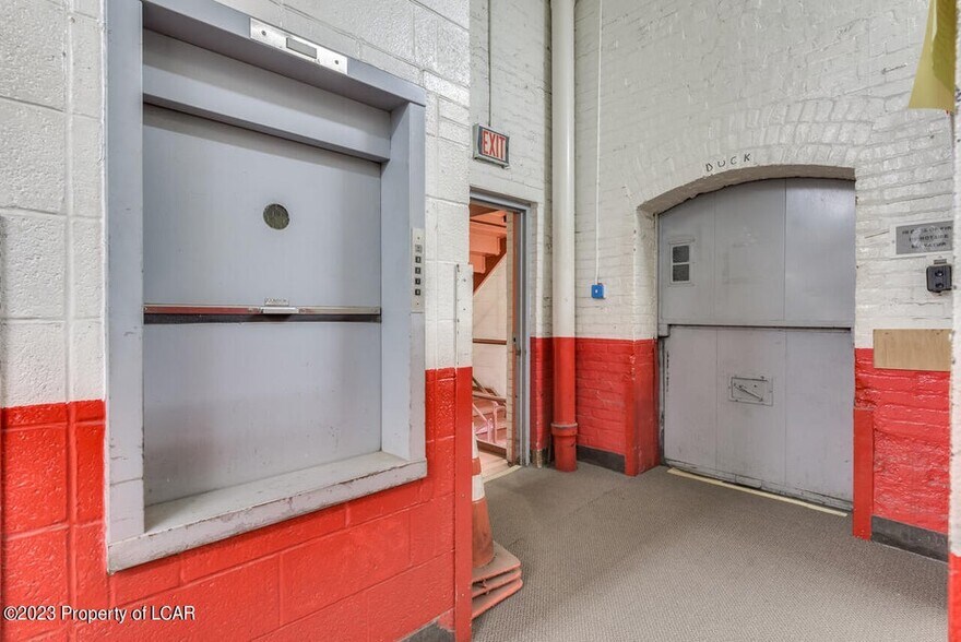 More Photos Of 21 N Wyoming St, Hazleton Movie Radio TVStudio For Sale