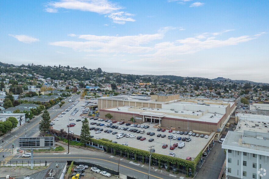 More Photos Of 7000-7200 Bancroft Ave, Oakland Unknown For Lease