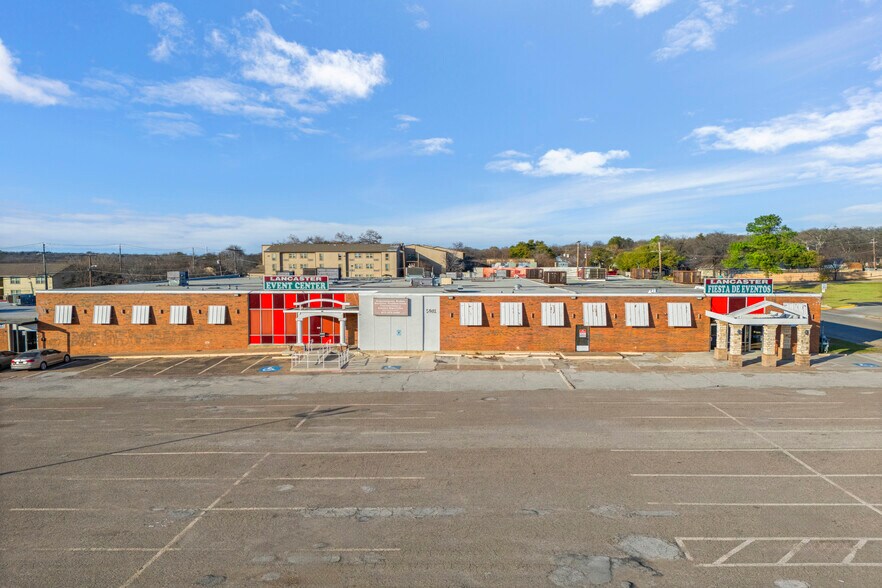 More Photos Of 5601 E Lancaster Ave, Fort Worth Freestanding For Sale