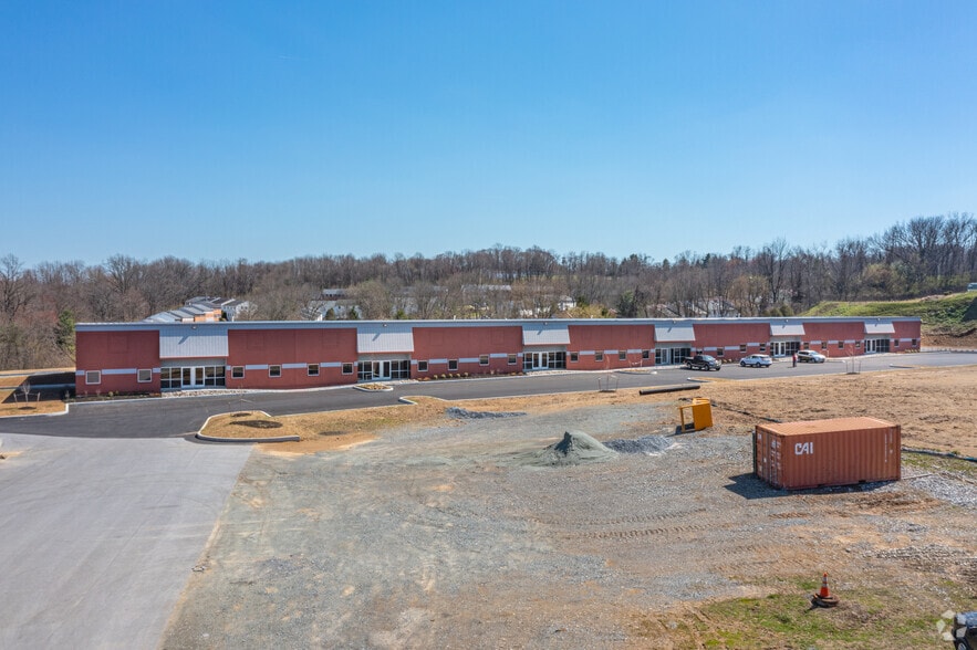 More Photos Of 11 Hagerty Blvd, West Chester Light Distribution For Lease