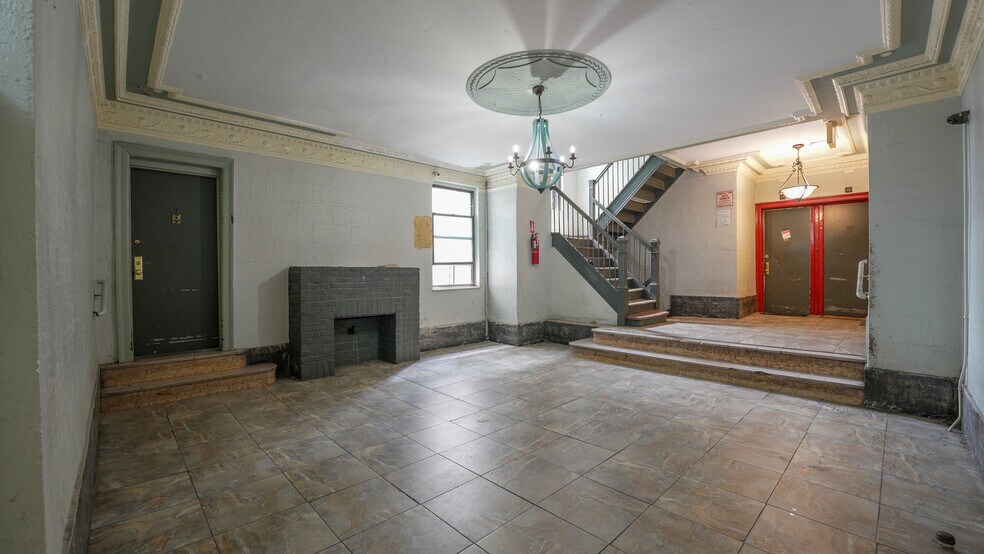 More Photos Of 330 E 22nd St, Brooklyn Apartments For Sale