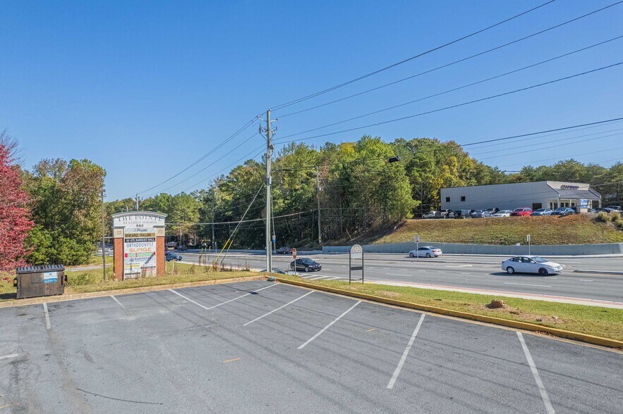 More Photos Of 535 Maxham Rd, Austell Storefront Retail Office For Sale
